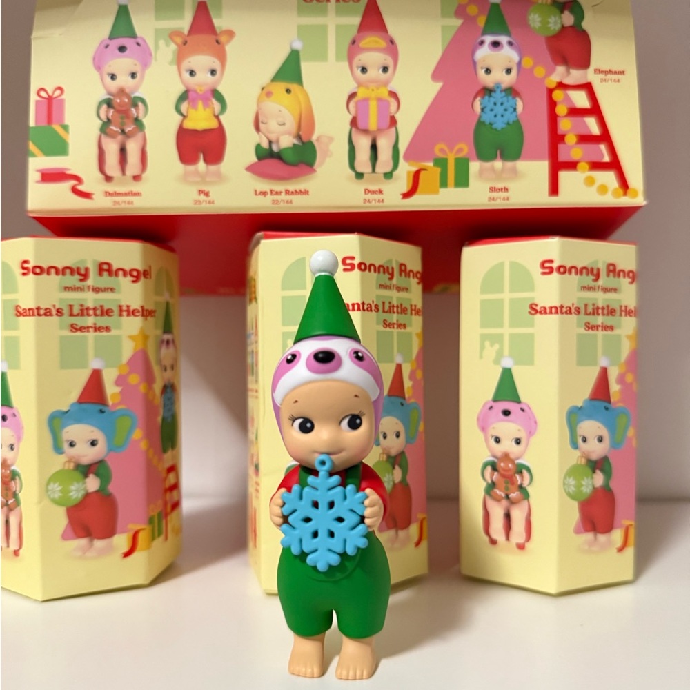 Sonny Angel Santa's Little Helper Series Figurine - Green and Pink